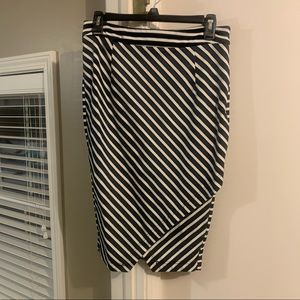 Skies are blue - Pencil Skirt